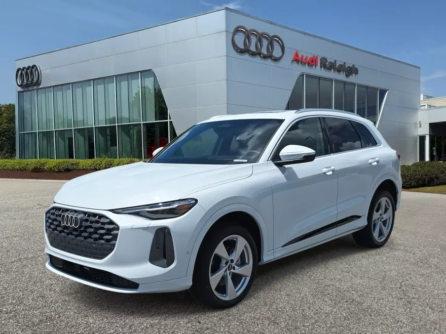 2025 Audi Q5 2.0T Premium Plus photo 1