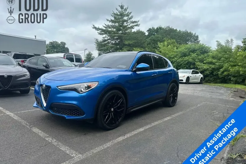 2019 Alfa Romeo Stelvio Ti Sport photo 1