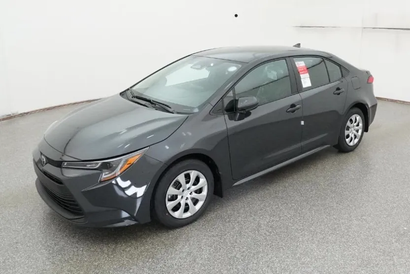 2026 Toyota Corolla LE photo 1