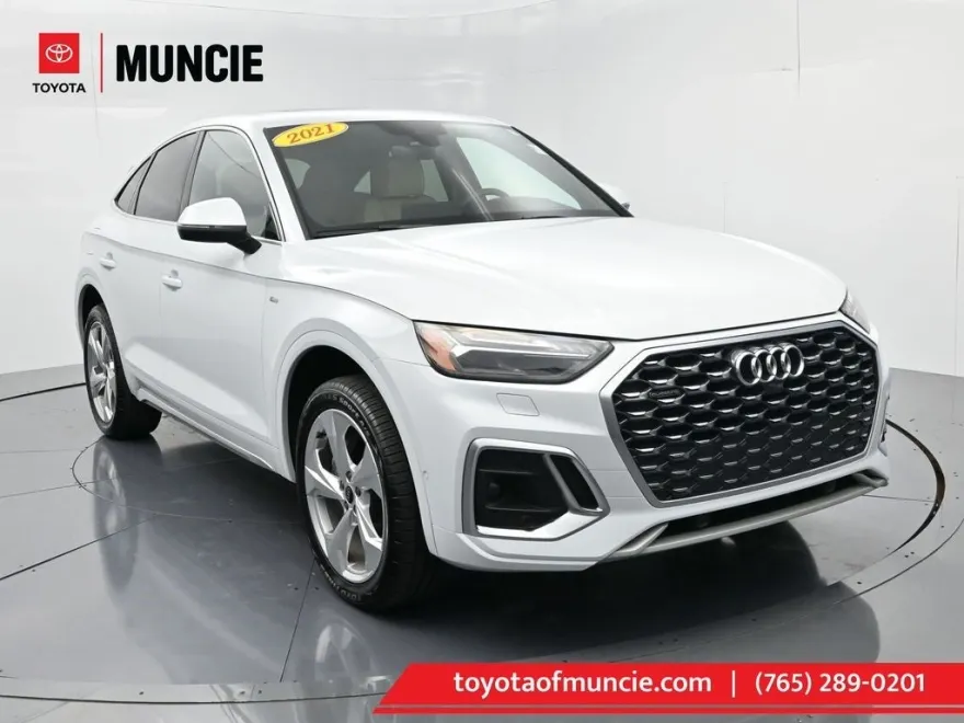2021 Audi Q5 Sportback 45 Prestige photo 1
