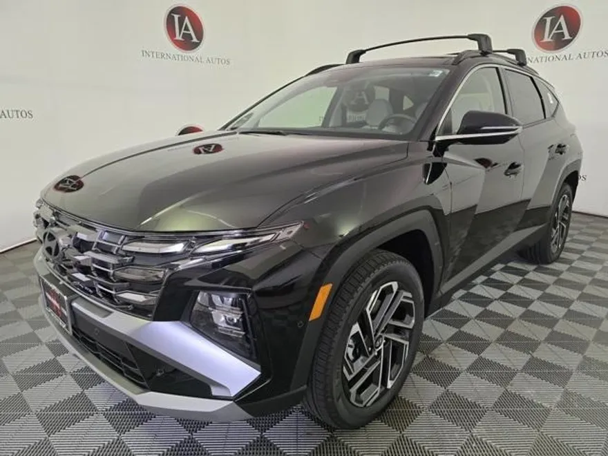 2025 Hyundai Tucson Limited photo 1