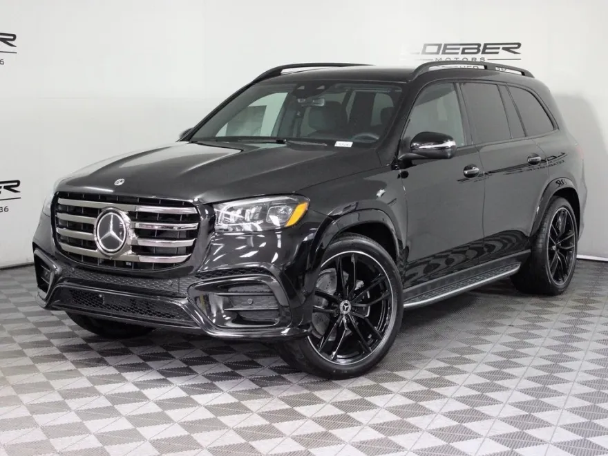 2025 Mercedes Benz GLS 580 4MATIC photo 1