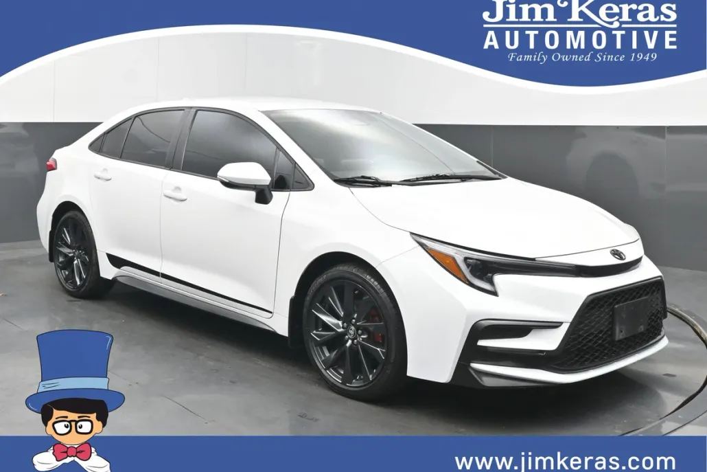 2024 Toyota Corolla SE photo 1