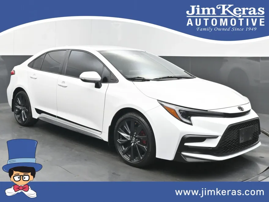 2024 Toyota Corolla SE photo 1