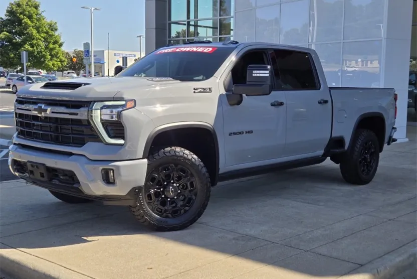 2024 Chevrolet Silverado 2500HD LTZ photo 1