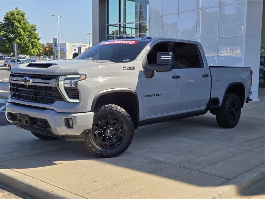 2024 Chevrolet Silverado 2500HD LTZ photo 1
