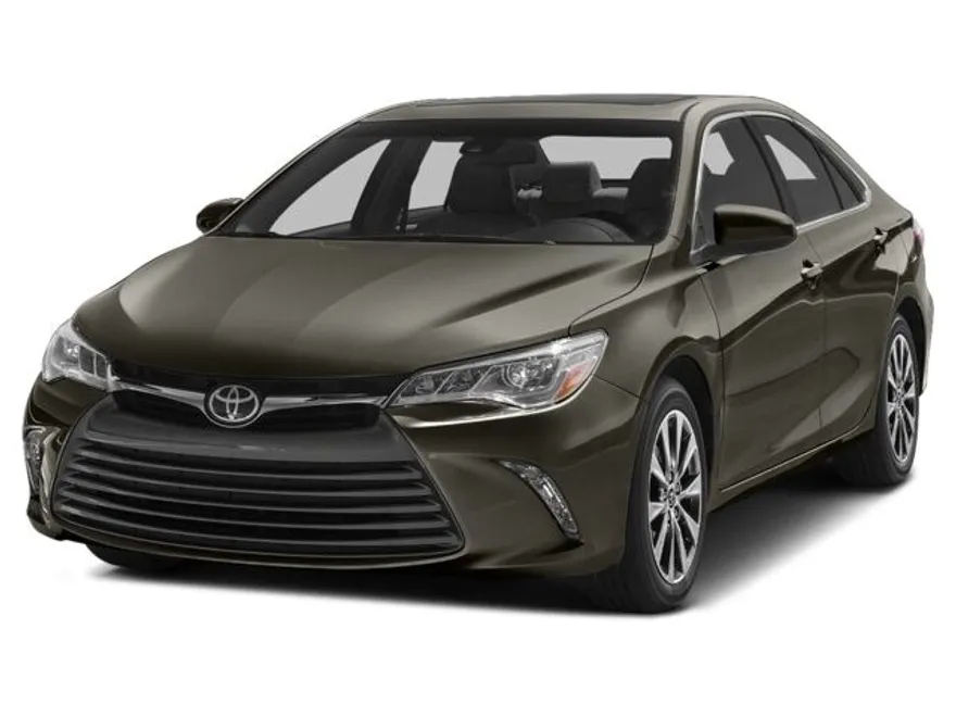 2016 Toyota Camry XLE photo 1