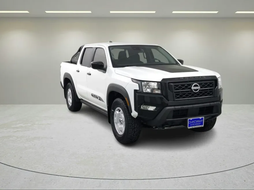 2024 Nissan Frontier SV photo 1