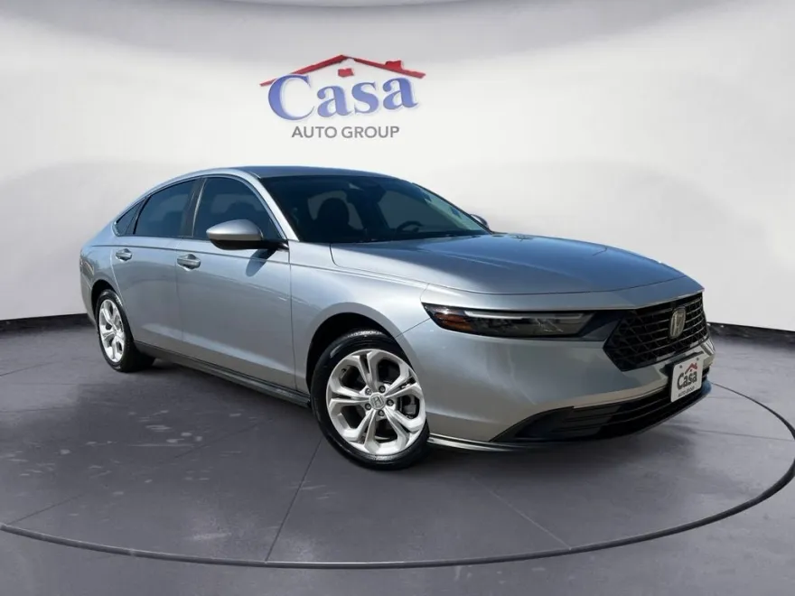 2023 Honda Accord LX photo 1