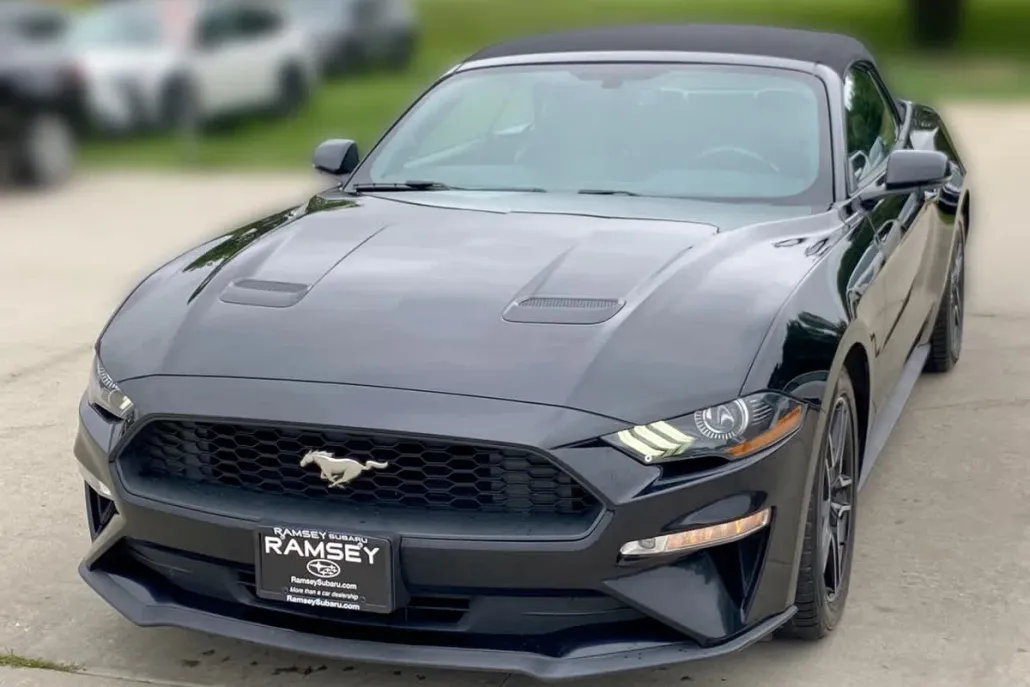 2020 Ford Mustang EcoBoost Premium photo 1