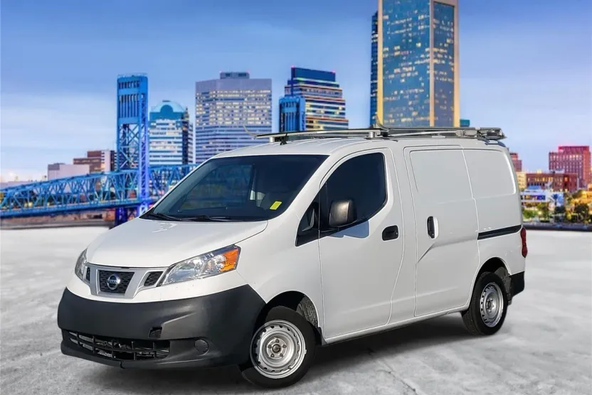 2019 Nissan NV200 S photo 1