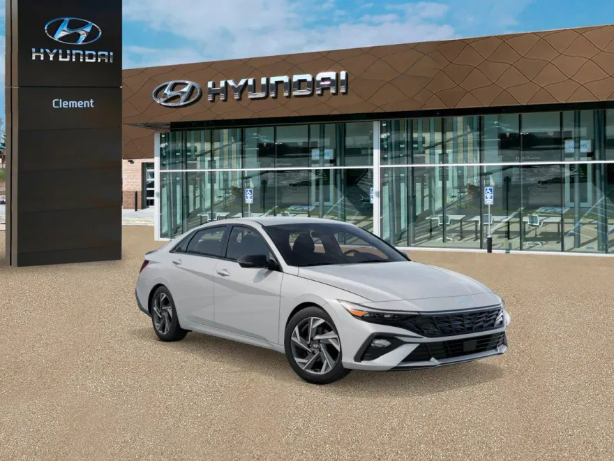 2025 Hyundai Elantra SEL Sport photo 1