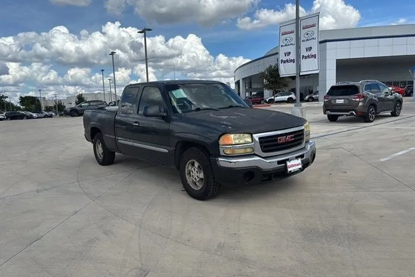 2003 Gmc Sierra 1500 SLE photo 1