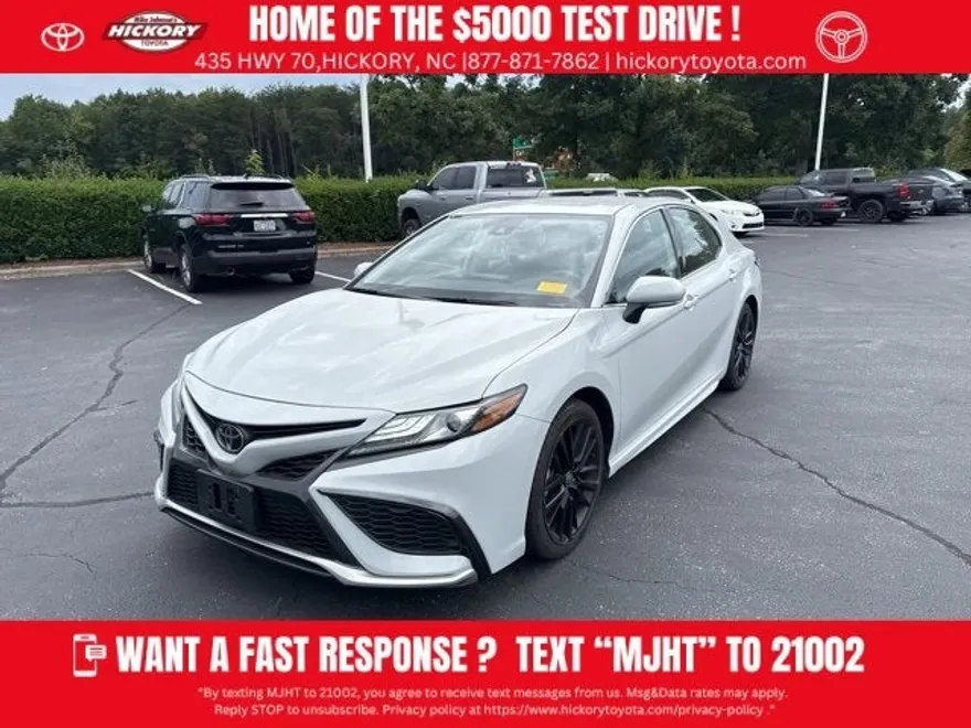 2023 Toyota Camry XSE photo 1