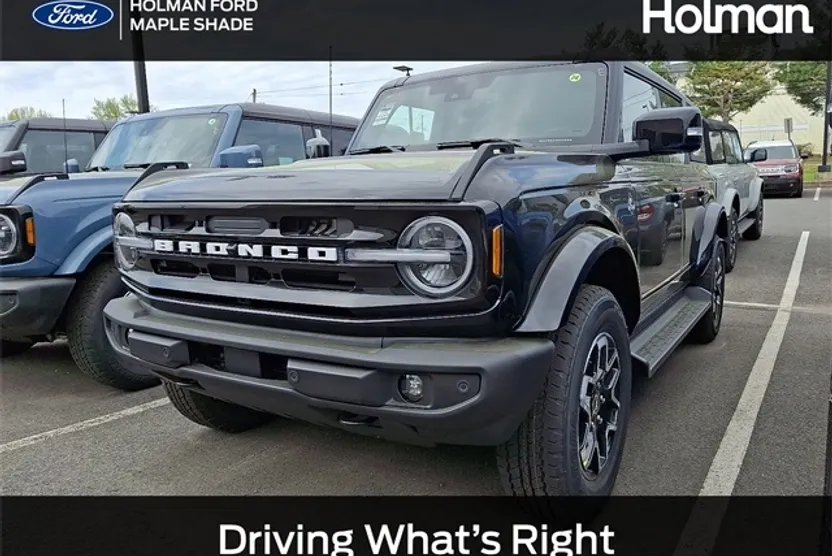 2025 Ford Bronco Outer Banks photo 1