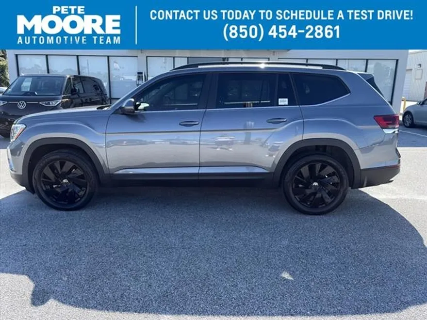 2024 Volkswagen Atlas SE Technology photo 1