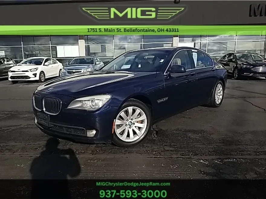 2011 Bmw 750xi 7-Series photo 1