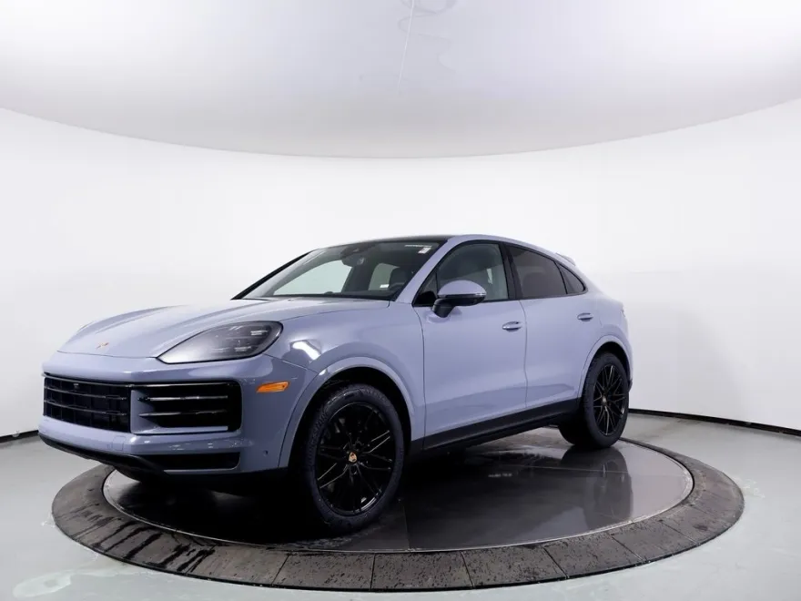 2025 Porsche Cayenne Coupe photo 1