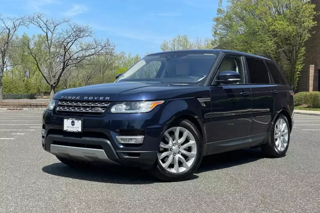 2017 Land Rover Range Rover Sport HSE photo 1