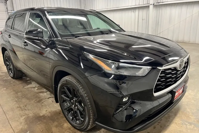 2023 Toyota Highlander Limited Platinum XLE XSE photo 1
