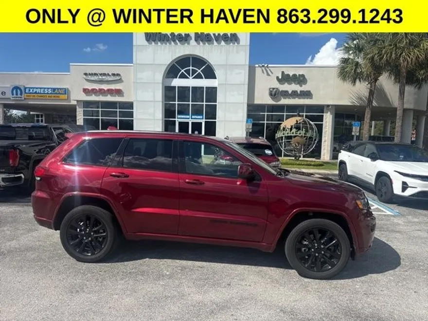 2021 Jeep Grand Cherokee Laredo X photo 1