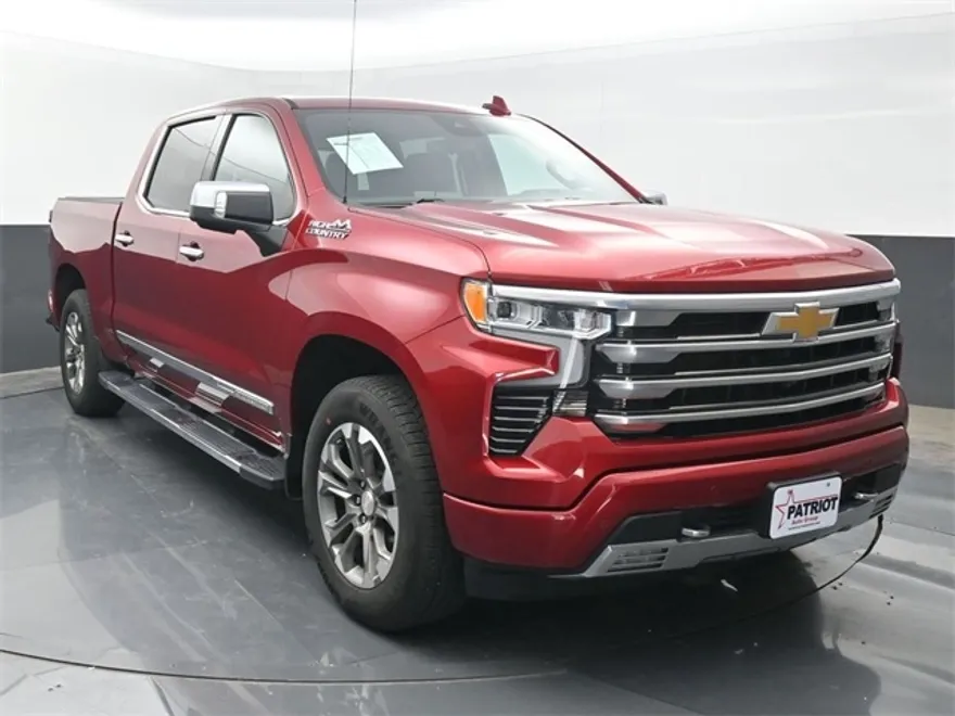 2023 Chevrolet Silverado 1500 High Country photo 1