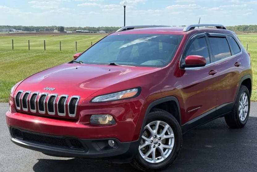 2014 Jeep Cherokee Latitude photo 1