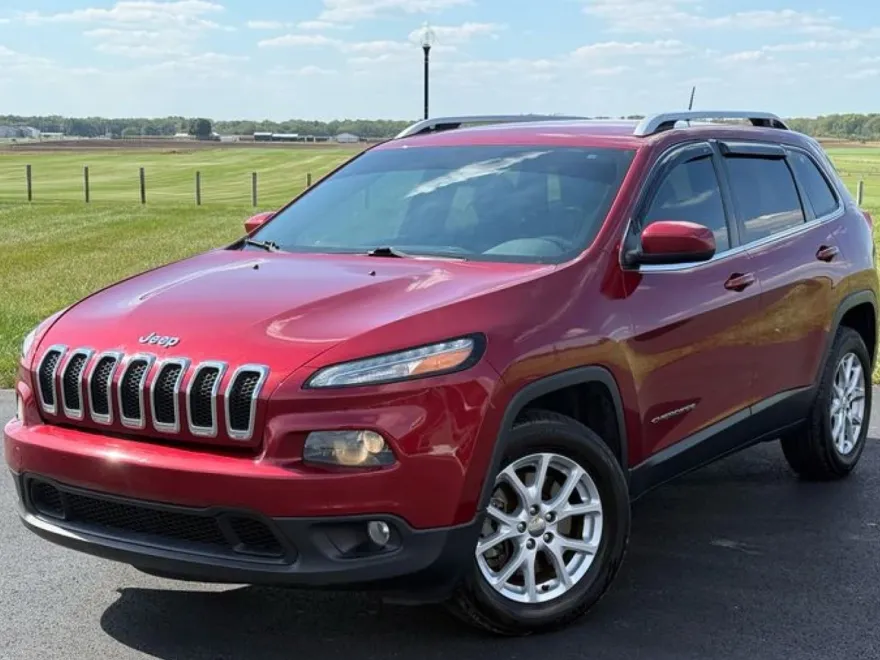 2014 Jeep Cherokee Latitude photo 1