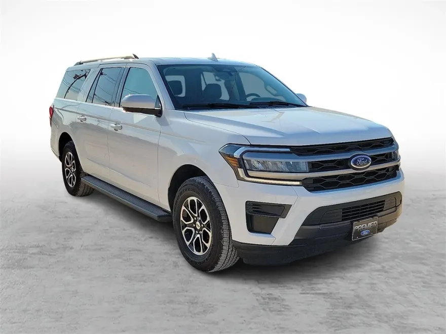 2024 Ford Expedition MAX XLT photo 1