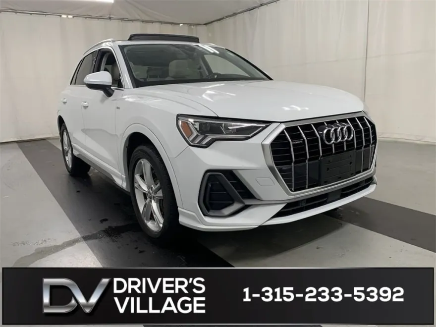 2020 Audi Q3 Premium Plus S line photo 1