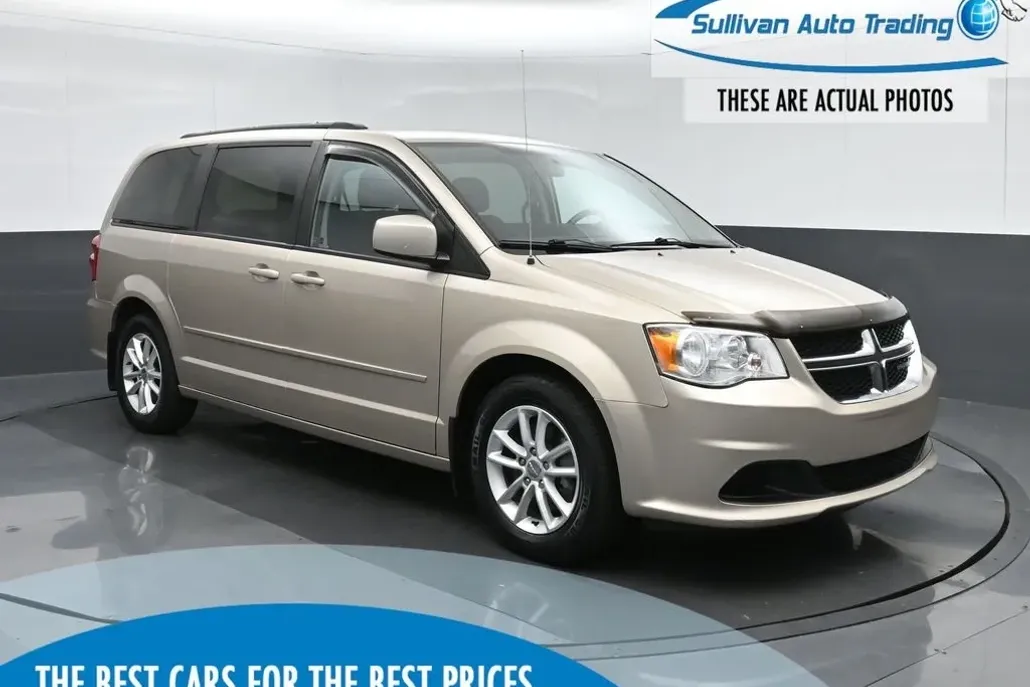2016 Dodge Grand Caravan SXT photo 1