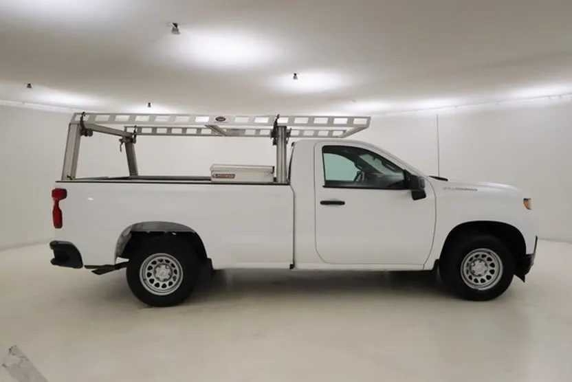 2020 Chevrolet Silverado 1500 photo 1