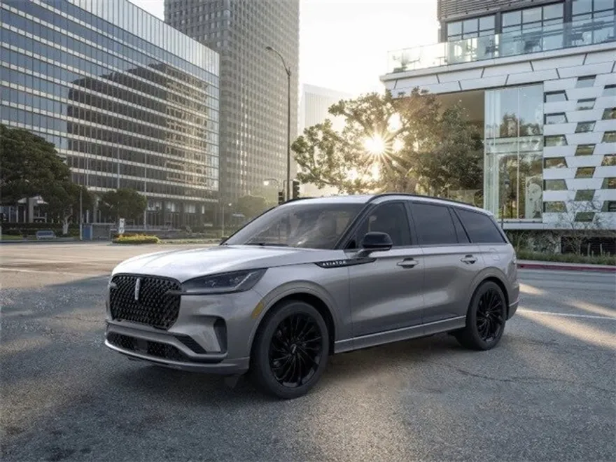 2025 Lincoln Aviator Reserve photo 1