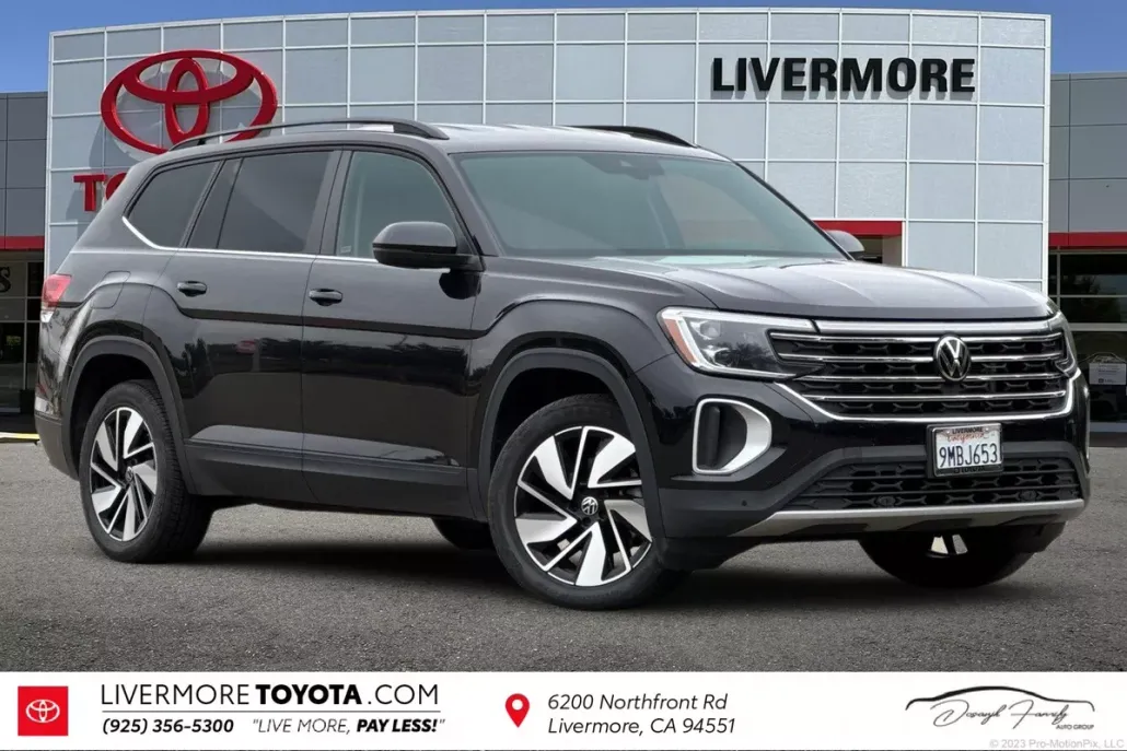 2024 Volkswagen Atlas SE Technology photo 1