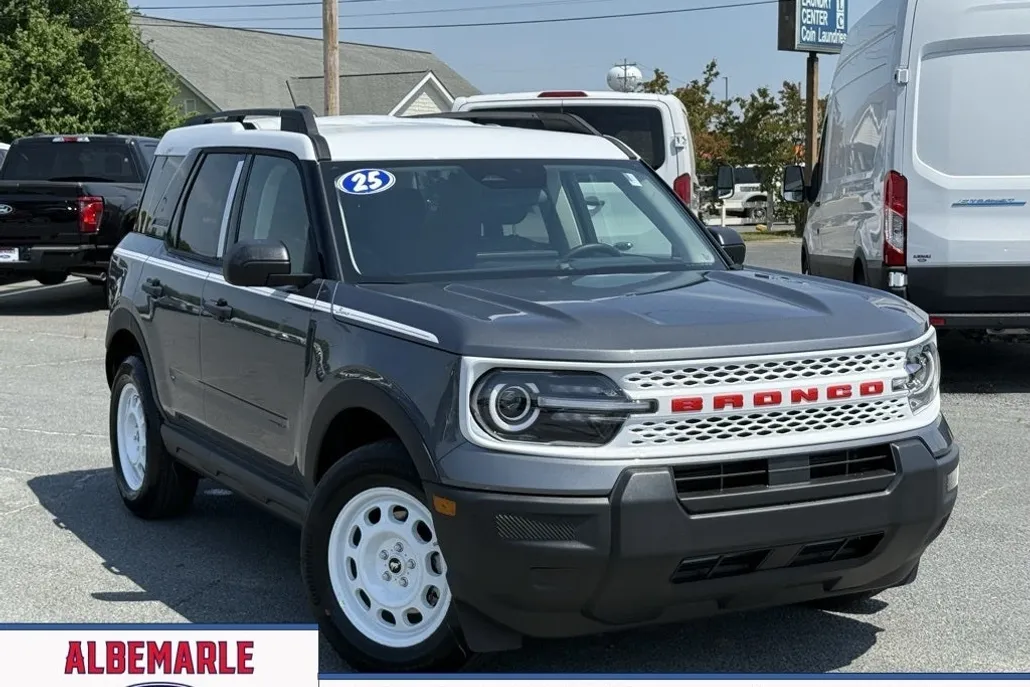 2025 Ford Bronco Sport Heritage photo 1