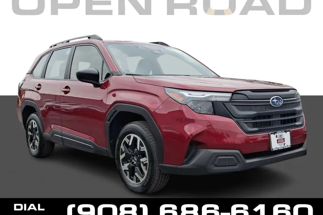 2025 Subaru Forester Base photo 1