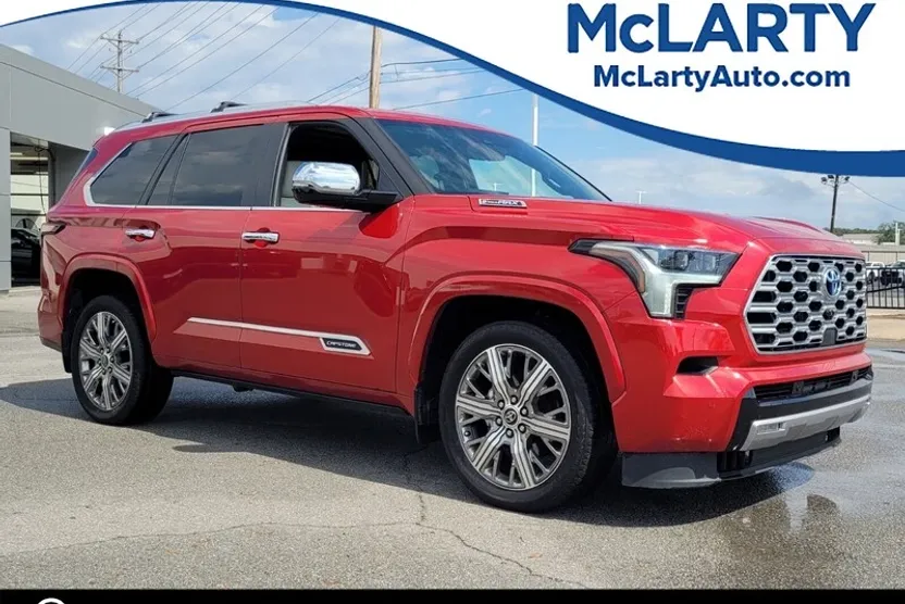 2024 Toyota Sequoia Capstone photo 1