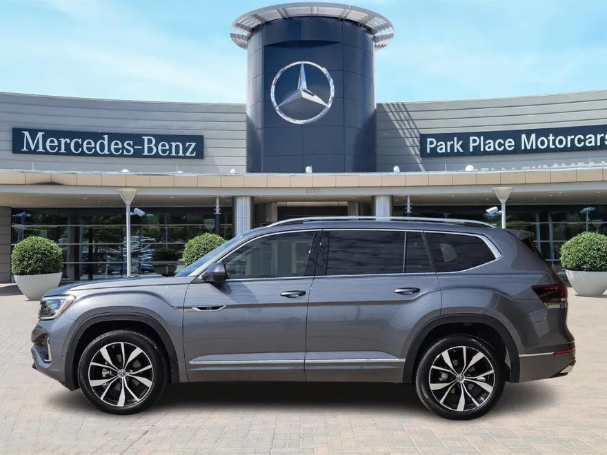 2024 Volkswagen Atlas SEL Premium R-Line photo 1