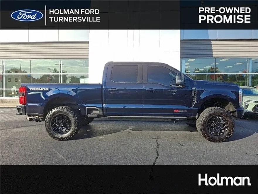 2024 Ford F-250 photo 1