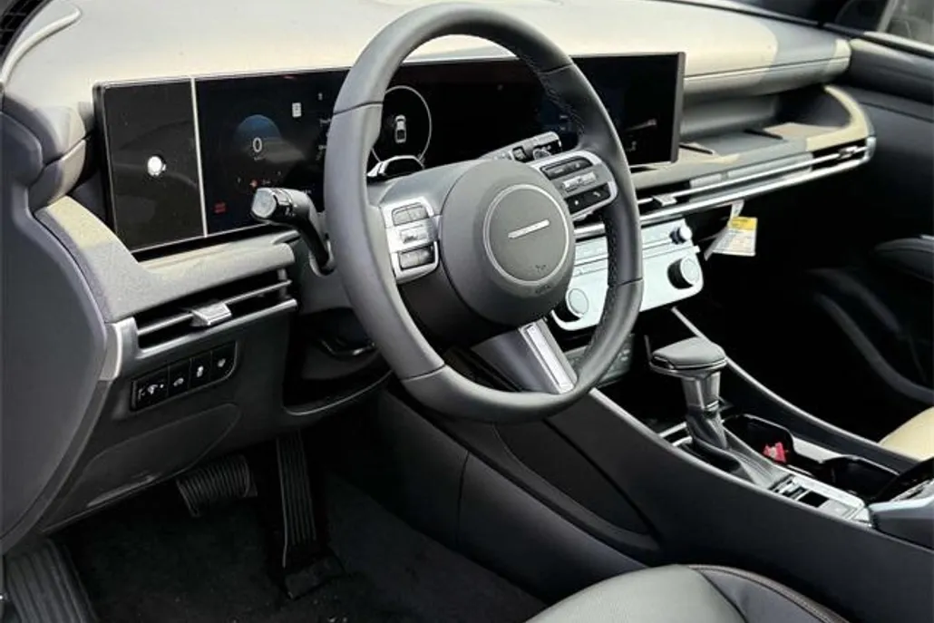 2025 Hyundai Santa Cruz Limited photo 1
