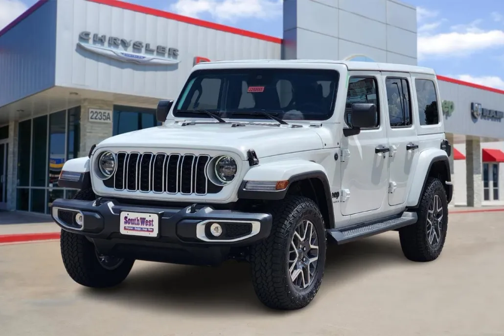 2025 Jeep Wrangler Sahara photo 1