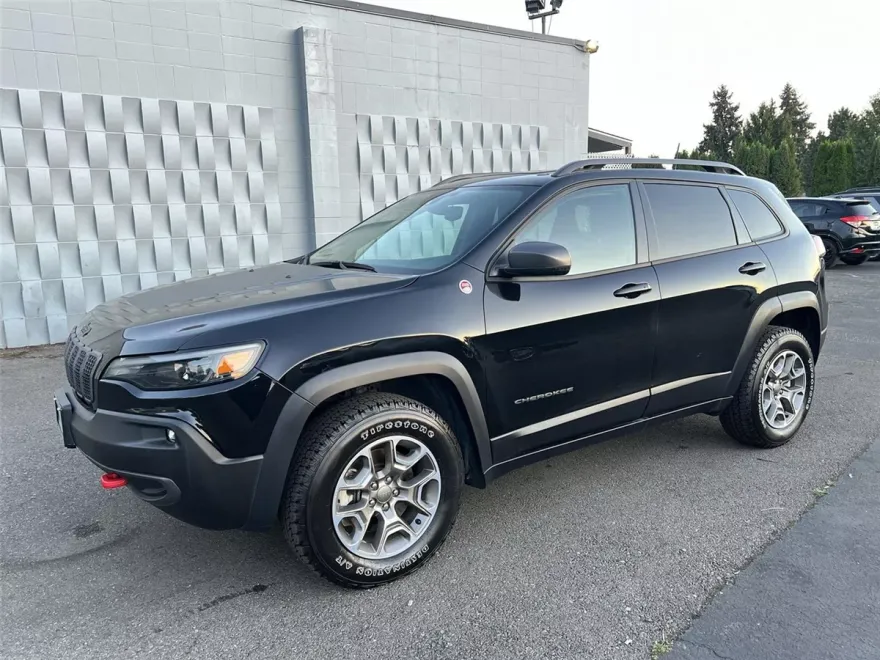 2021 Jeep Cherokee Trailhawk photo 1