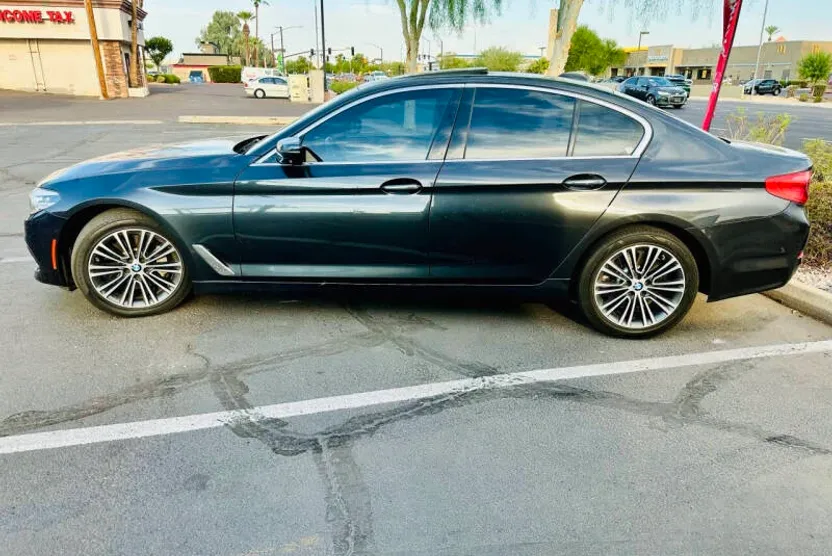 2017 Bmw 530i photo 1