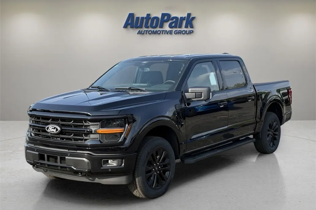 2025 Ford F-150 XLT photo 1