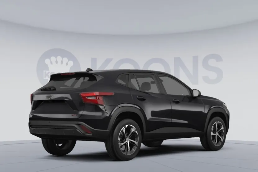 2026 Chevrolet Trax LT photo 1