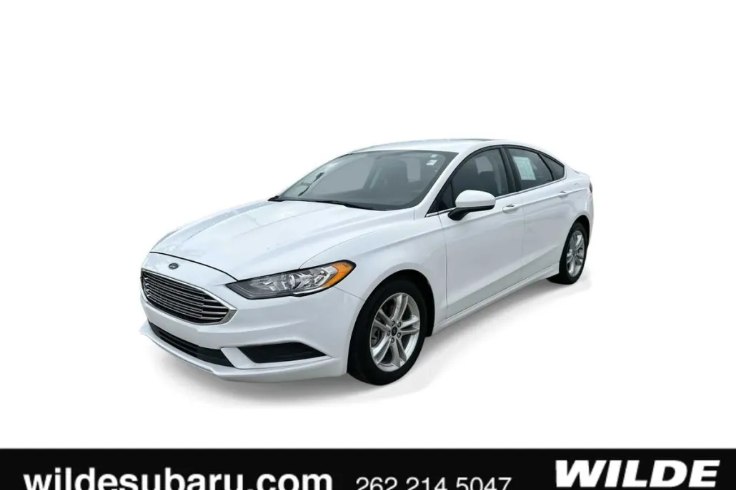 2018 Ford Fusion SE photo 1