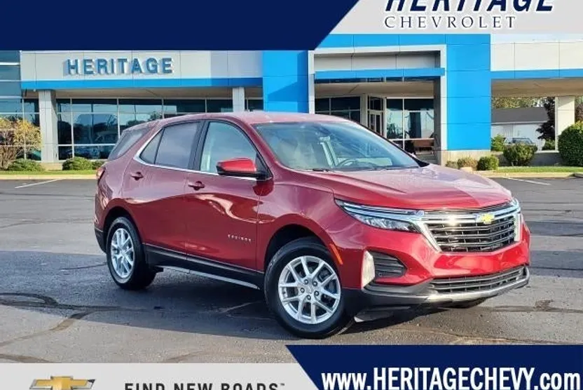 2024 Chevrolet Equinox LT photo 1