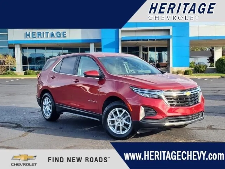 2024 Chevrolet Equinox LT photo 1