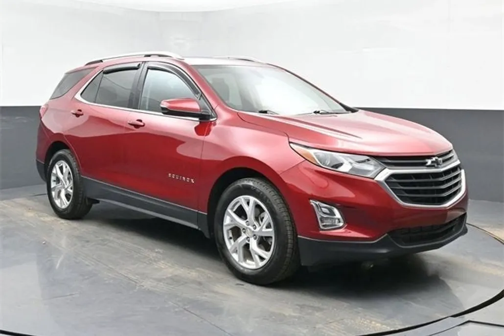 2019 Chevrolet Equinox LT photo 1