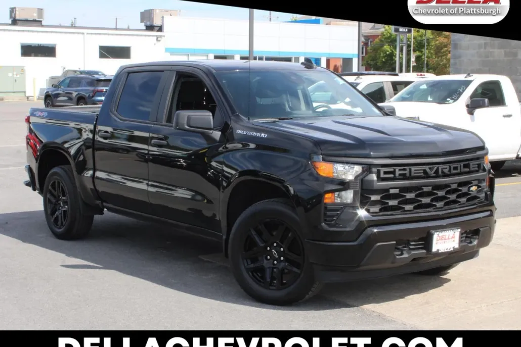 2022 Chevrolet Silverado 1500 Custom photo 1